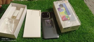mi 10 a 3/64 condition  100% full box without charger
