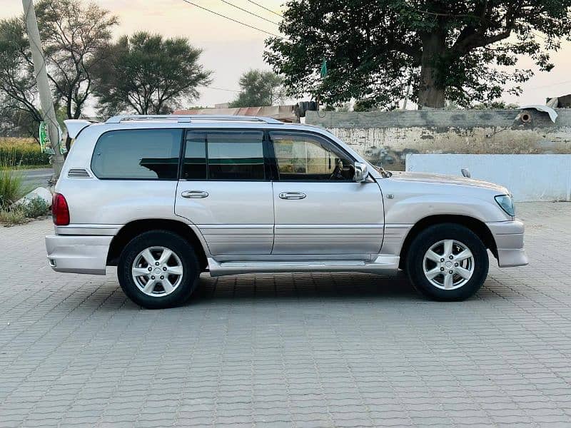 Toyota Land Cruiser Grand 1998/2006 sunroof 7 seater 14