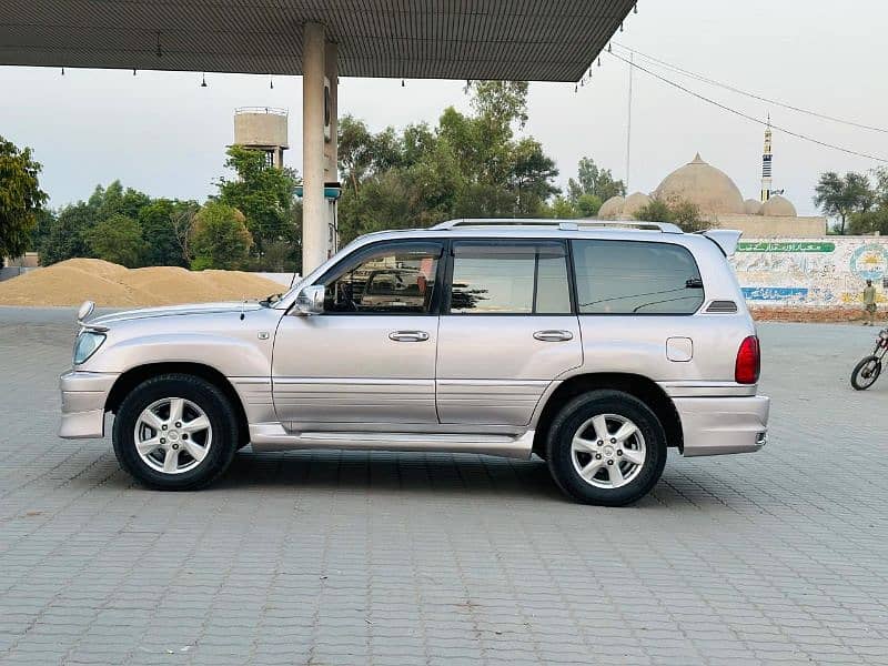 Toyota Land Cruiser Grand 1998/2006 sunroof 7 seater 15