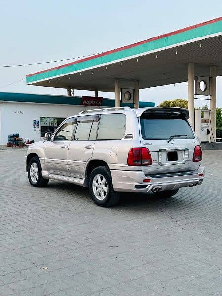 Toyota Land Cruiser Grand 1998/2006 sunroof 7 seater 16