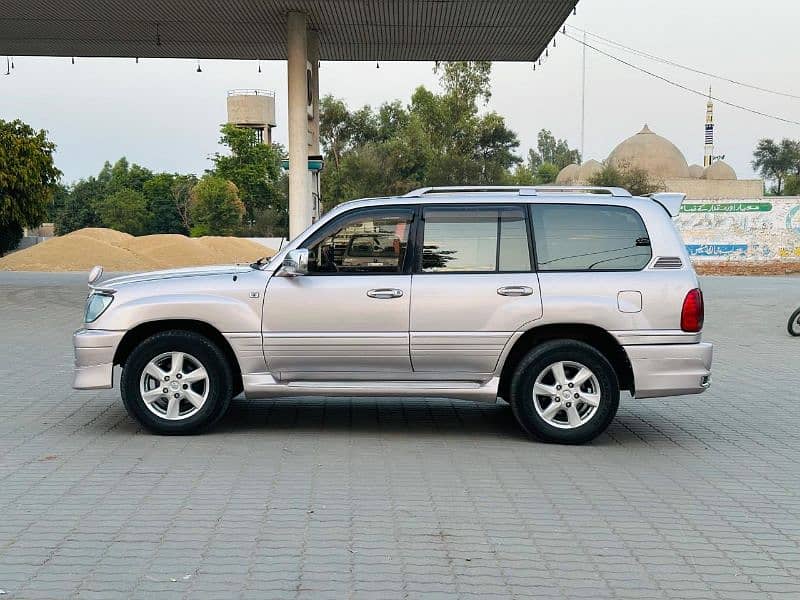 Toyota Land Cruiser Grand 1998/2006 sunroof 7 seater 18