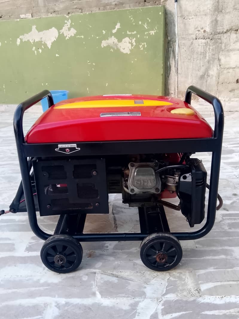 Lifan generator 2.5 KV Working condition best for home use 2