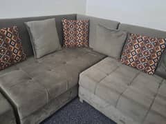 5 seater sofa set L shape with extra puffy