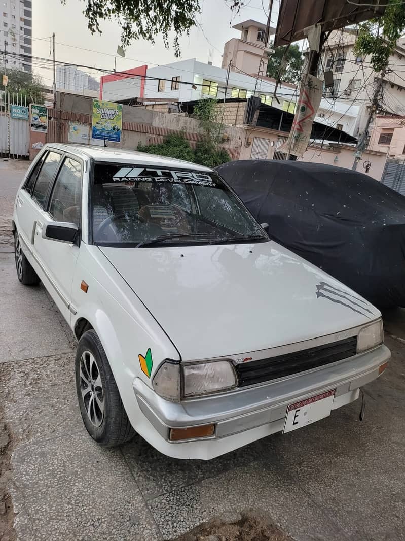 Toyota Starlet 1986 4