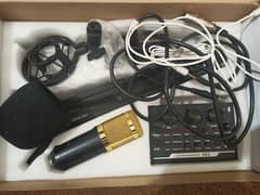 Professional Condenser Microphone with sound card and all accessories 0