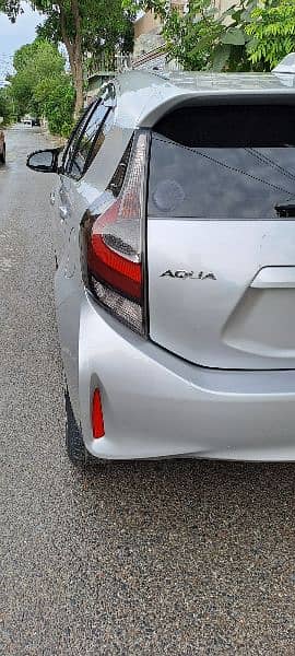 Toyota Aqua 2018 3