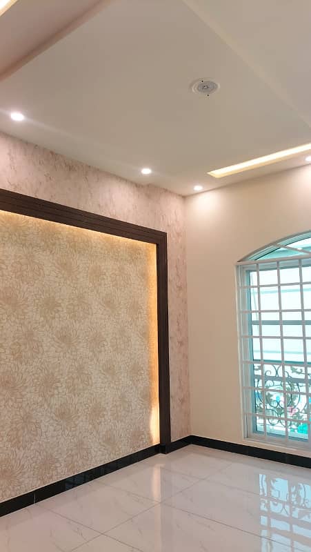 5 Marla Beautifully designed house For Rent In Park View City Lahore. 4