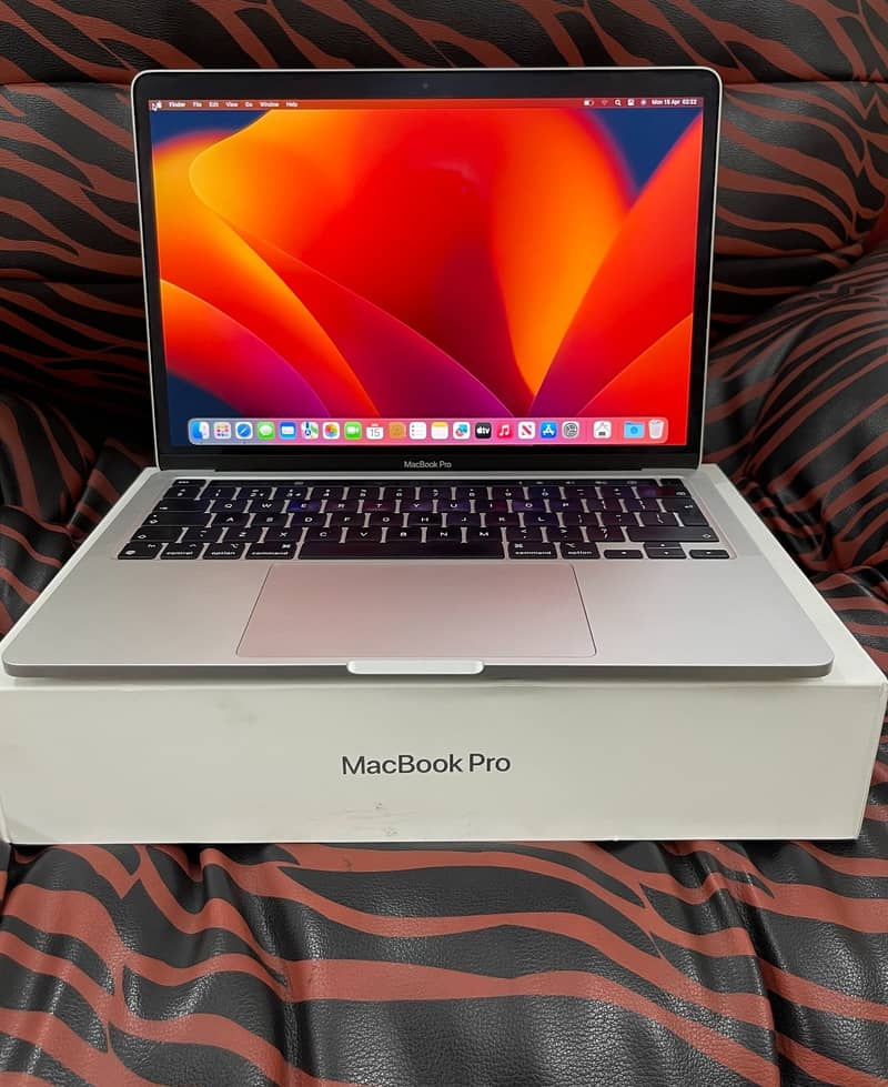 Apple MacBook Pro M2 (256GB SSD, 8GB RAM) new condition, Silver 6