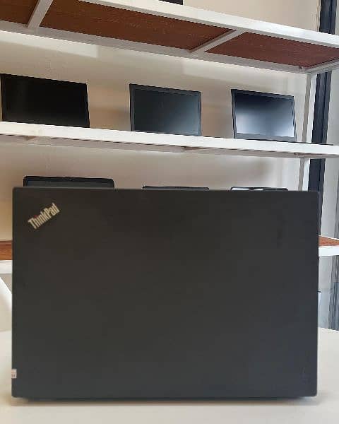 Lenovo Thinkpad X260 Core i5 6th Gen , 8GB, 500GB HDD, 12.5″ HD LED 1