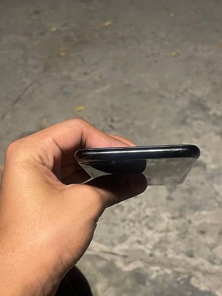 I phone 7 plus 128 Gb pta approved 10/10 condition 4