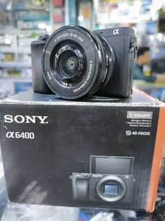 Sony A6400 with 16x50mm lens 9/10 condition