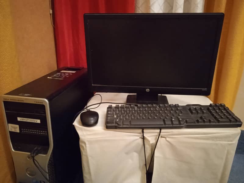 desktop computer pc 5