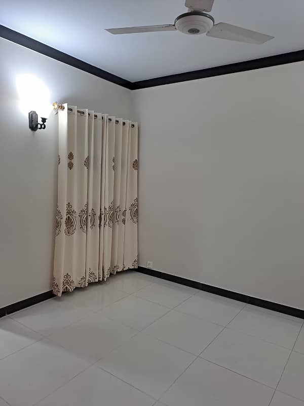 F-10 Park Tower 3 Bedroom Fully Renovated Apartment For Sale 7