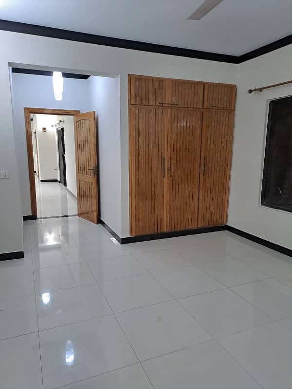 F-10 Park Tower 3 Bedroom Fully Renovated Apartment For Sale 11