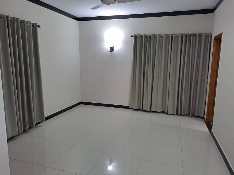 F-10 Park Tower 3 Bedroom Fully Renovated Apartment For Sale 13