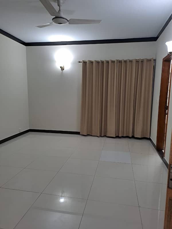 F-10 Park Tower 3 Bedroom Fully Renovated Apartment For Sale 16