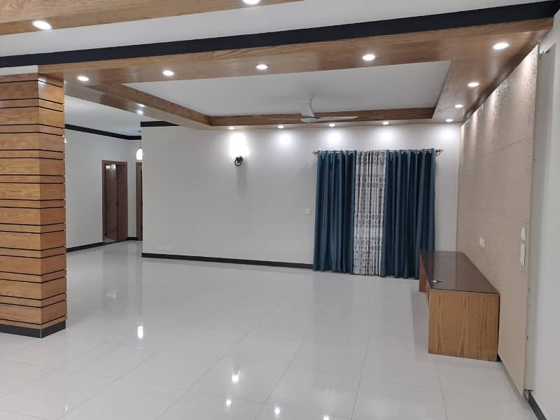 F-10 Park Tower 3 Bedroom Fully Renovated Apartment For Sale 26