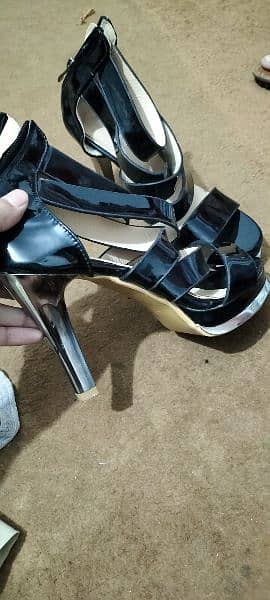 formal black heels wore only 1time 1