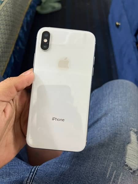 iPhone X 64gb pta approved ha 10 by 10 ha 1