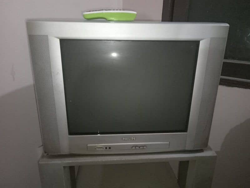 Philips TV with Trolley 2