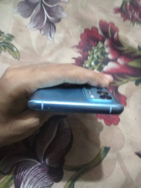 OnePlus 9R 5