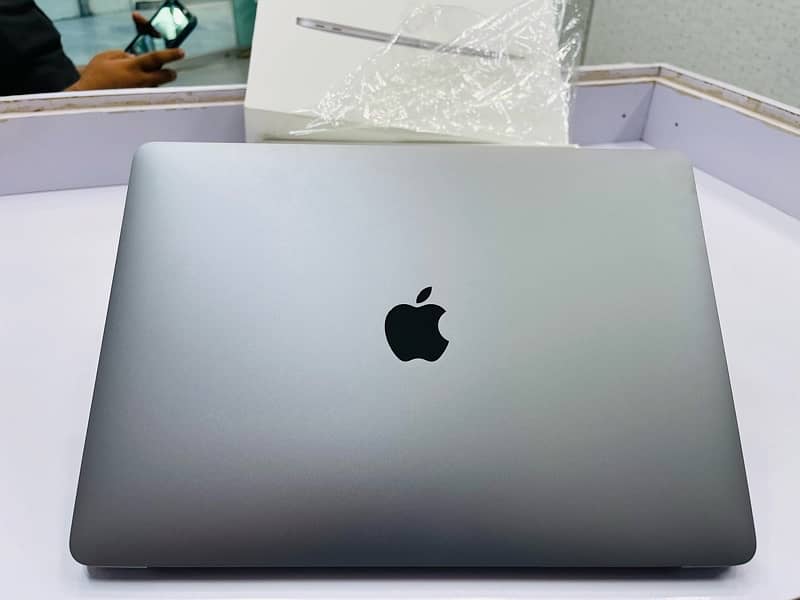 macbook air m1 8 256 cycle 12 condition new 2