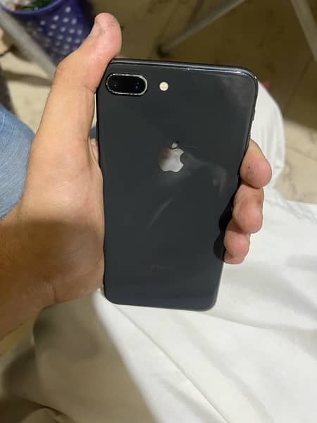 iPhone 8plus Factory unlock non 64 gb for exchange with iphone x 1