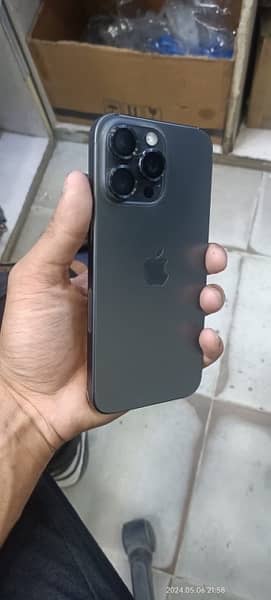 iPhone 15 pro max jv 256gb WhatsApp no 03104690054 0