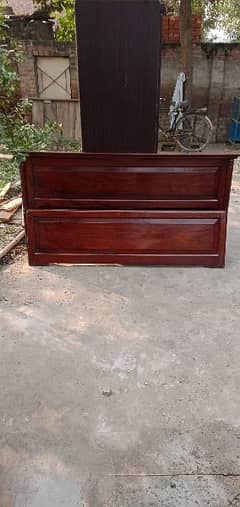 Solid shesham wood queen size bed 0