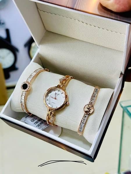 Best woman’s watches All kind of colours available 2