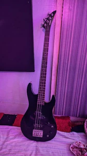 urgently sale Diamond aria pro 2 bass guitar 1