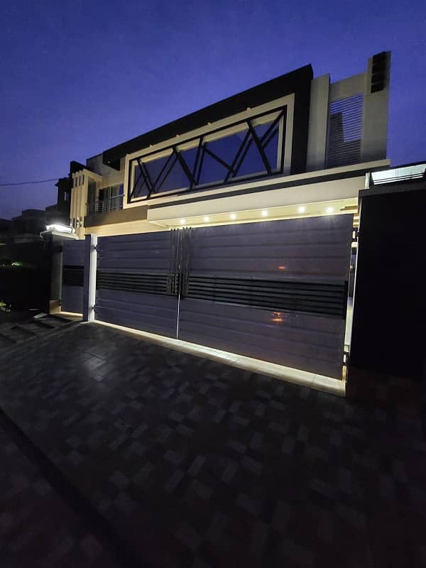 WAPDA TOWN PHASE 1 BRAND NEW ONE KANAL DOUBLE STORIES BEAUTIFUL HOUSE FOR SALE IDEAL LOCATION 9