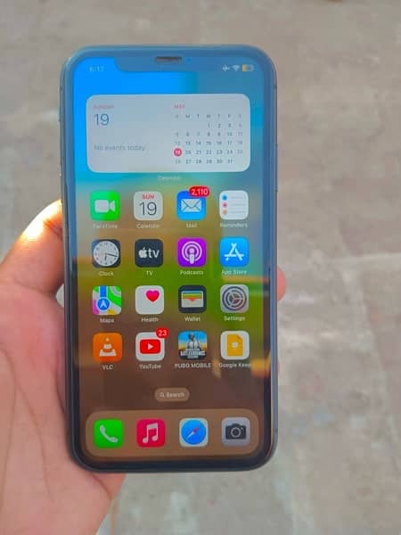iphone 11 128/4 2022 activated 12