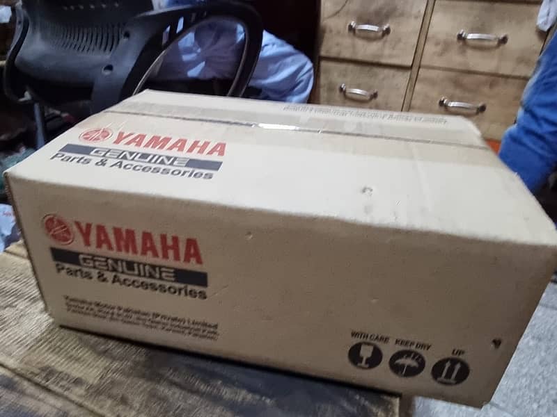 Geniune Yamaha  ybr Meter boxpack 1