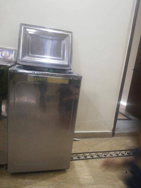 Urgent sale super asia washing and Dryer 4