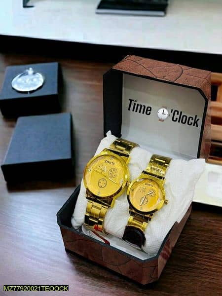 Analogue watch for couple 1