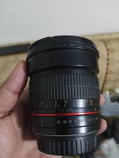 85mm lens 1.4 Samyang  for Canon Mount.