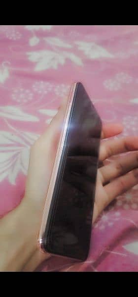 VIVO Y17 . . 8/256 . . 10/10 CONDITION 9