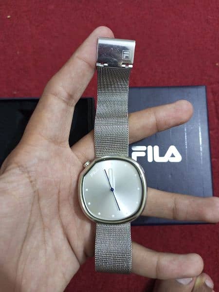 This is a New Condition Of Fila Watch. And Just For One Month Use. 2