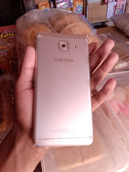 Samsung galaxy j7 Max 4GB/32GB phone 03036867084 1