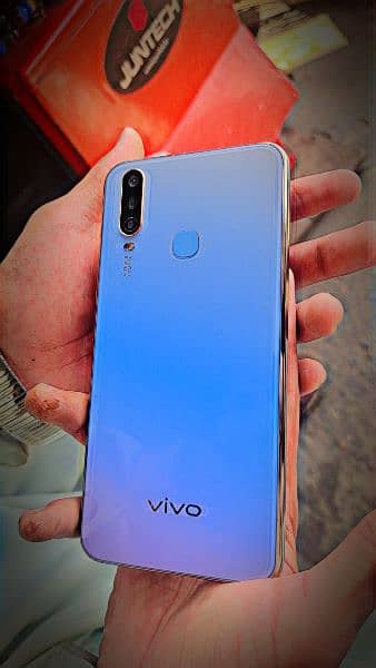 vivo y17 8/256 full fresh codition pta approved 1