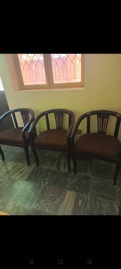 6 wooden chairs