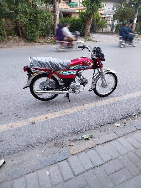 Brand new Honda 70 Islamabad number 3