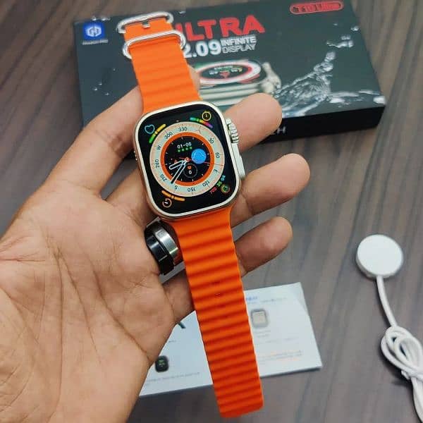 T10 Ultra New Smartwatch with Always on Display 4