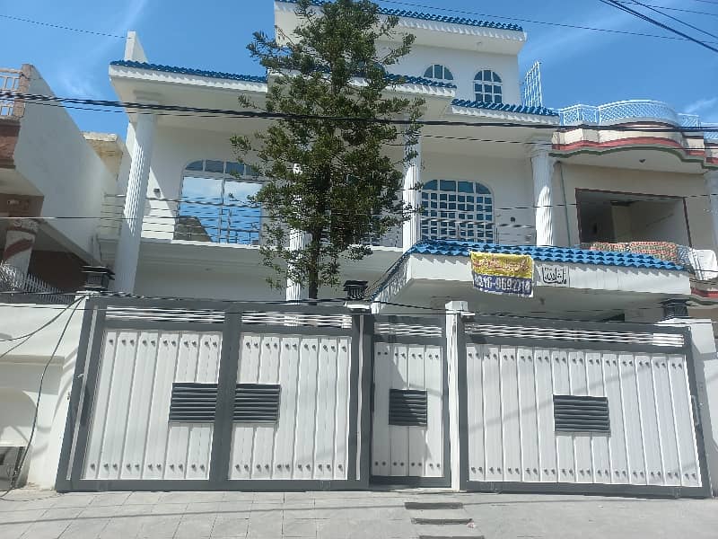 9 Marla Beautiful Double Storey House Far Sale With All Facilities 8