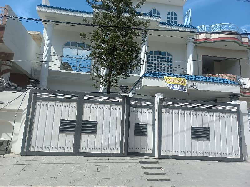 9 Marla Beautiful Double Storey House Far Sale With All Facilities 26