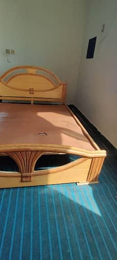 Double bed for sell with side tables 2