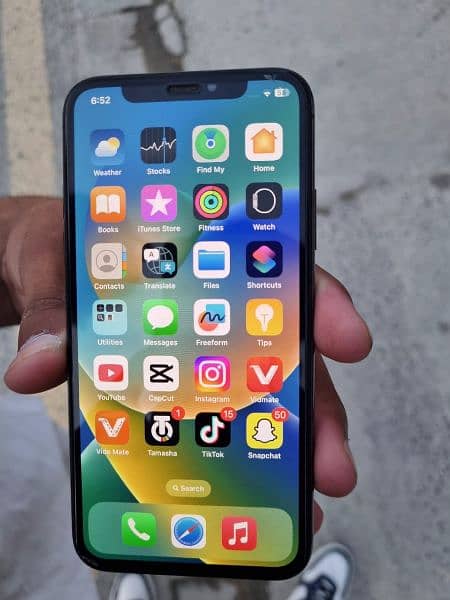IPhone X  For sale 7