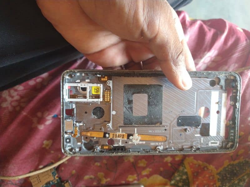 LG g7 thing for parts 6