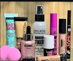 Set of 10 makeup items
